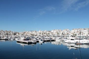 Discovering Puerto Banús: A Luxurious Haven on the Costa del Sol